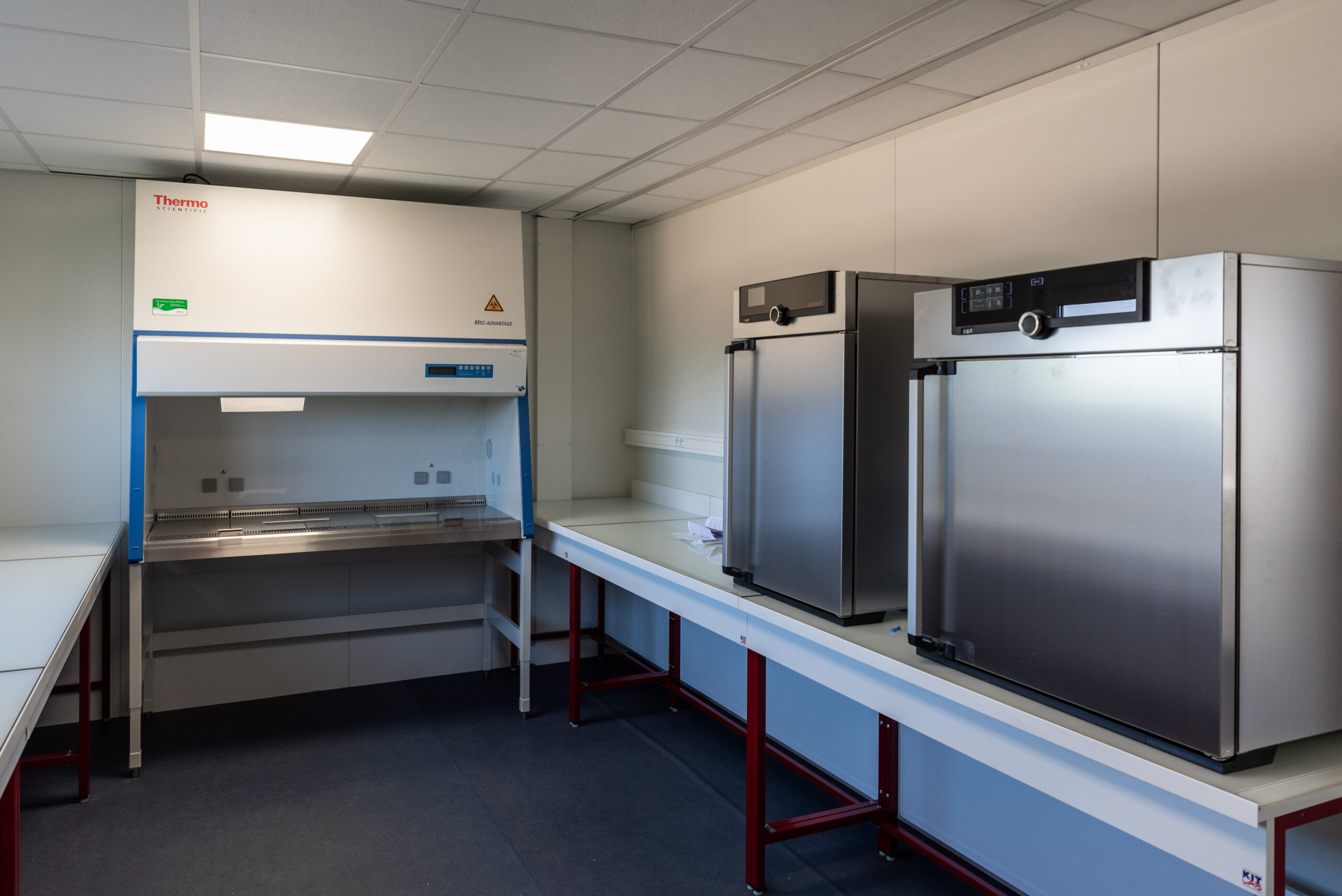 Bureau modulaire personnalisé