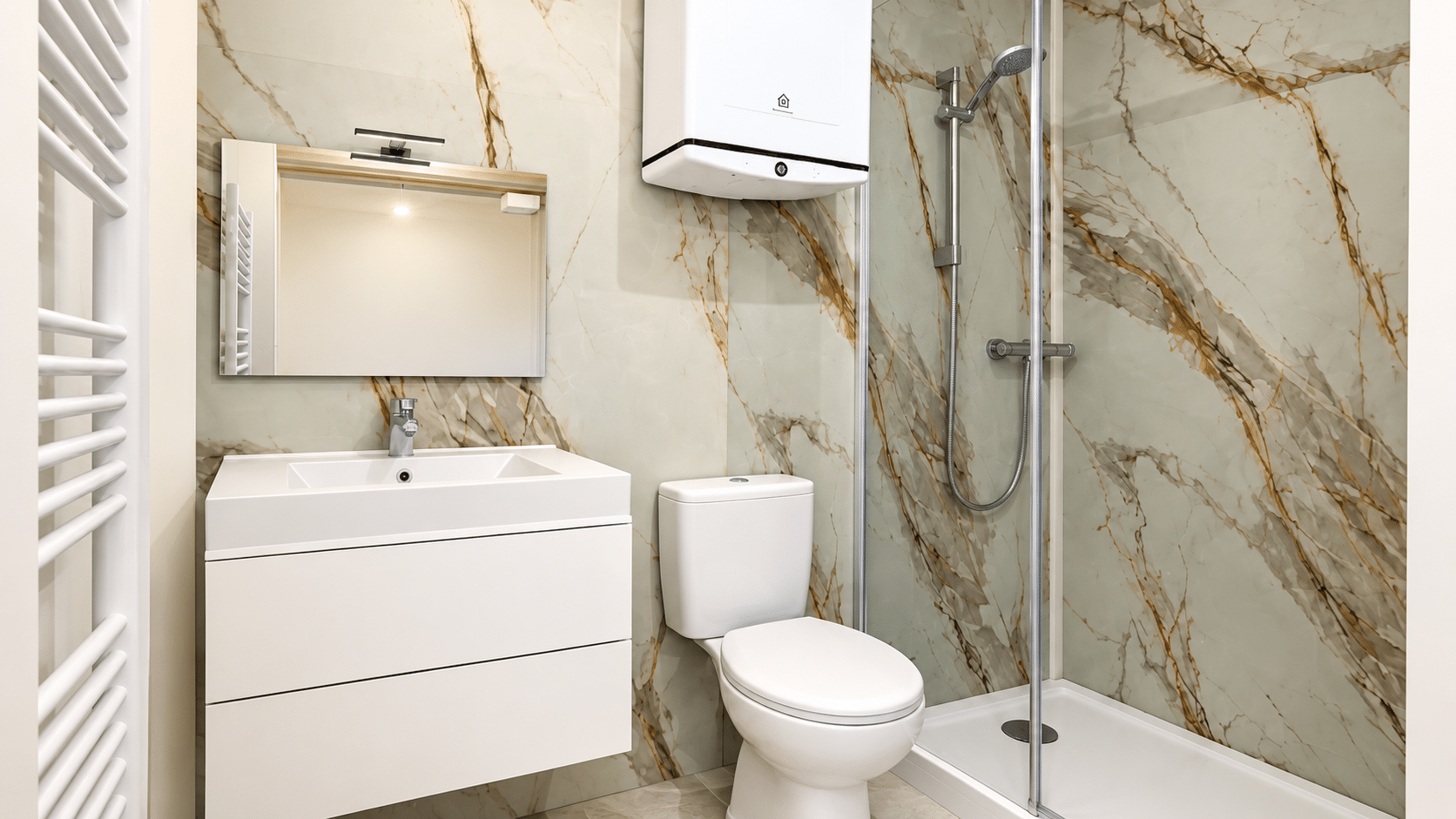 Salle de bain moderne dans un studio de jardin en location